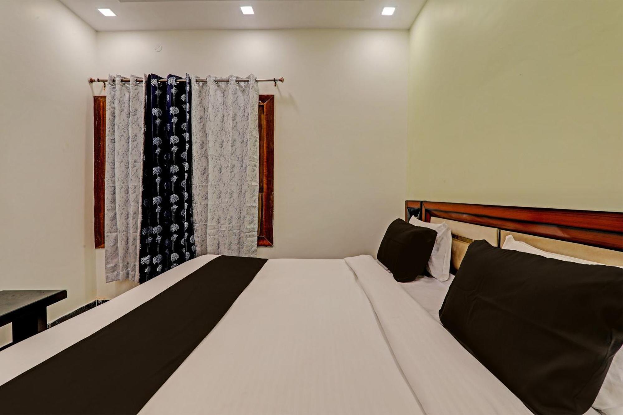 Hotel O Awadh International Bela Pratapgarh Kültér fotó