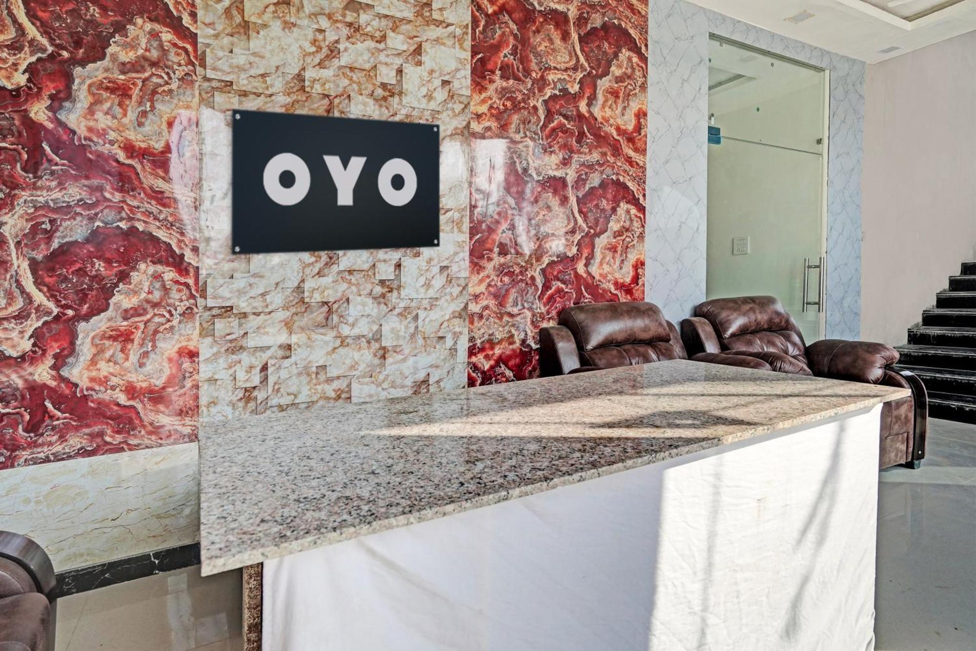 Hotel O Awadh International Bela Pratapgarh Kültér fotó
